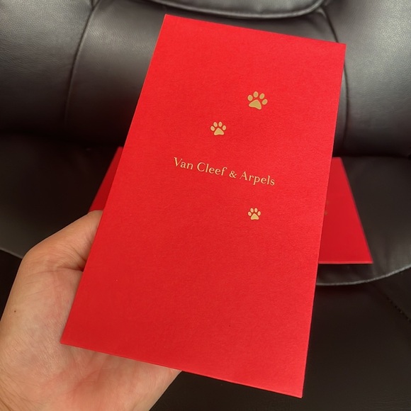Authentic VCA Red Pocket Money Holder💵🧧🐶 - Picture 3 of 5